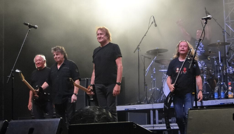 Die Puhdys bei einem Konzert in Dresden (2013)