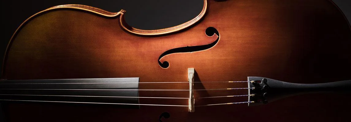 Auf der Seite liegendes Cello
